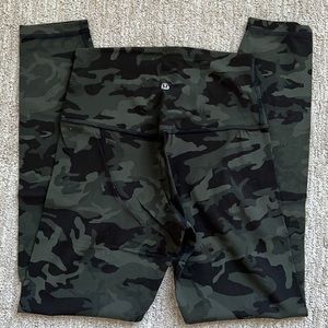 Camo Lululemon leggings